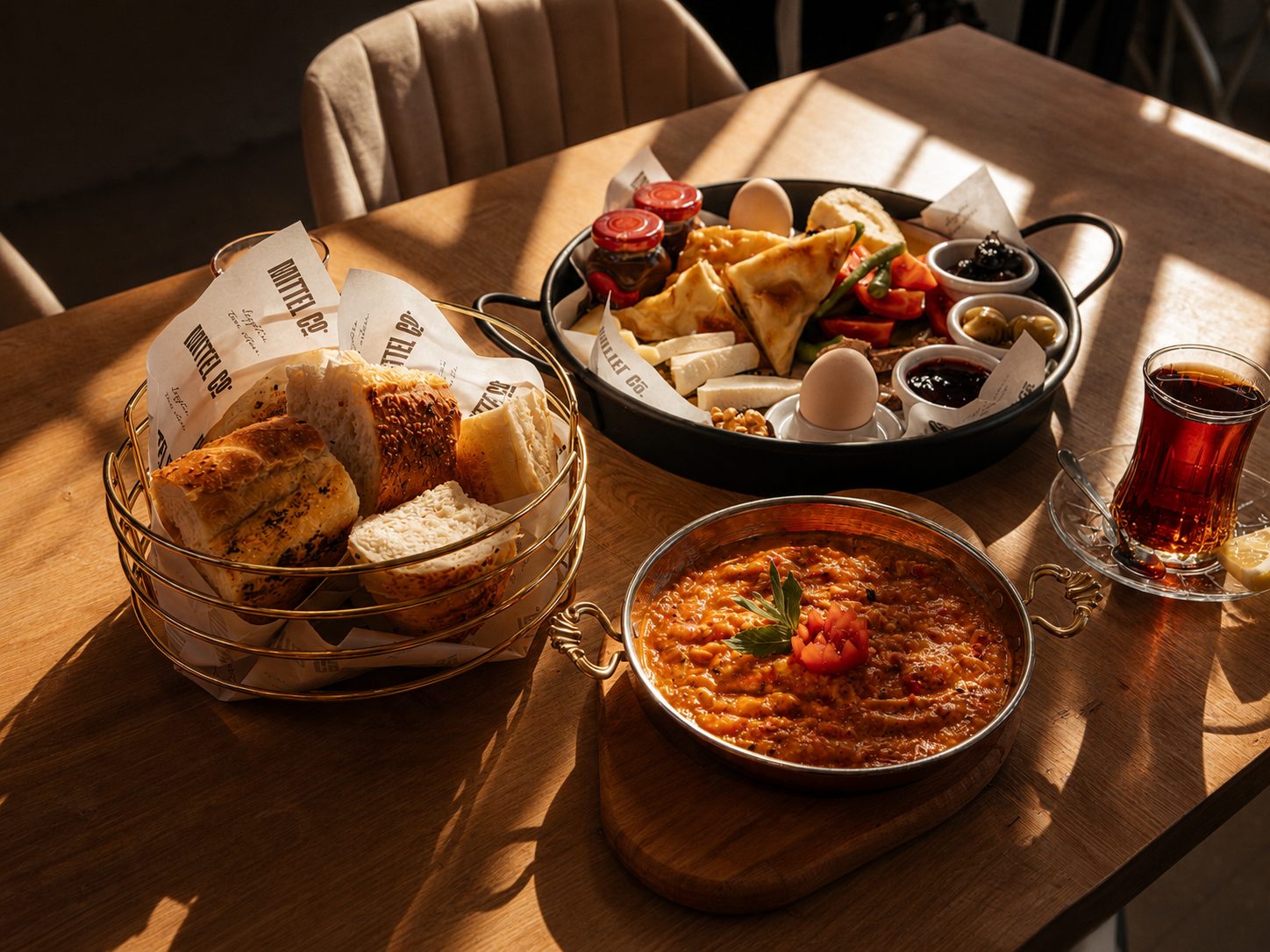 Sıcak Ekmek & Peynir Tabakları